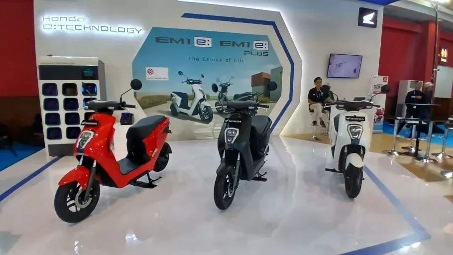 diskon motor listrik honda kembali menggila di oktober potongan jutaan rupiah siap bikin kamu ngiler portal berita terbaru