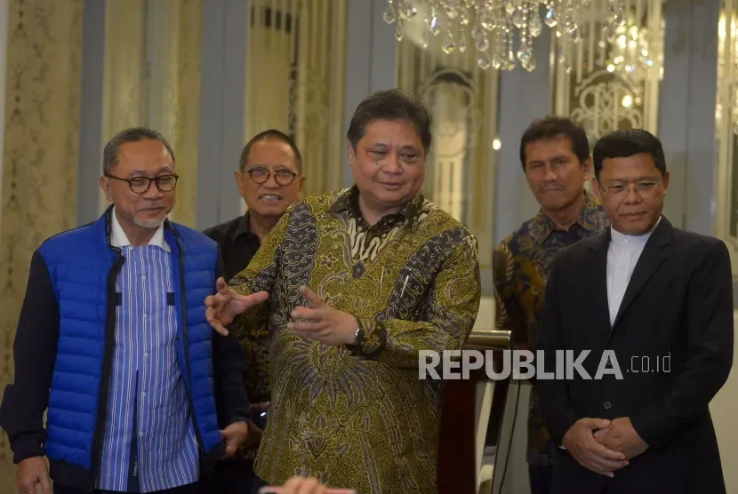 drama dualisme ppp tamat kemenkum sahkan kepengurusan baru mardiono agus suparmanto kini bersatu portal berita terbaru