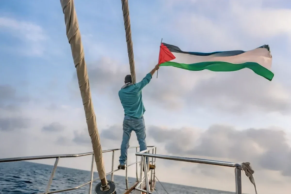 dunia geger kolombia usir semua diplomat israel usai kapal bantuan gaza dicegat idf ada greta thunberg di dalamnya portal berita terbaru