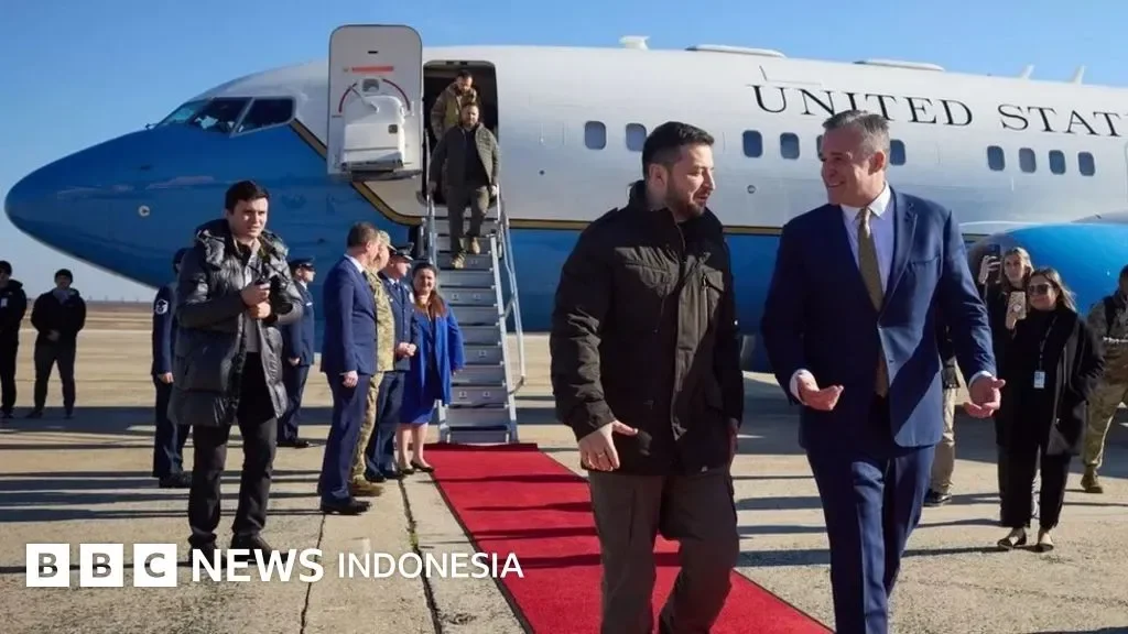 dunia terpecah fokus zelensky telepon macron minta bantuan mendesak pertahanan udara ukraina di ujung tanduk portal berita terbaru