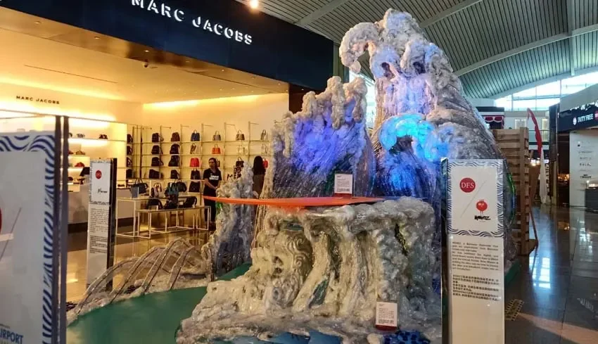 gak nyangka oplet legendaris jakarta dan perahu naga raksasa ini terbuat dari sampah plastik intip kejutannya di jeff 2025 portal berita terbaru