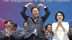 Gak Nyangka! Presiden Lee Jae Myung 'Bucin' KPop Demon Hunters, Karakter Ini Bikin Gemas Sampai Reenact Adegan! 7 gak nyangka presiden lee jae myung bucin kpop demon hunters karakter ini bikin gemas sampai reenact adegan portal berita terbaru