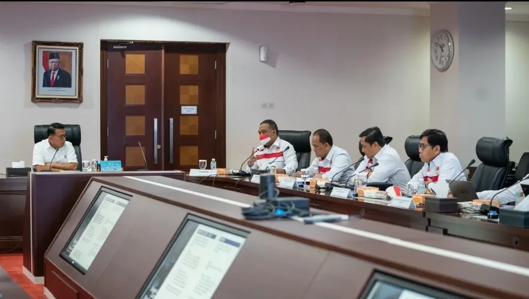 gawat hasto pdip sebut masalah tki ideologis usul satgas khusus portal berita terbaru