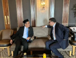 Gebrakan Mentan Amran: Harga Pupuk Anjlok 20%, Petani Auto Senyum, Indonesia Siap Panen Raya!