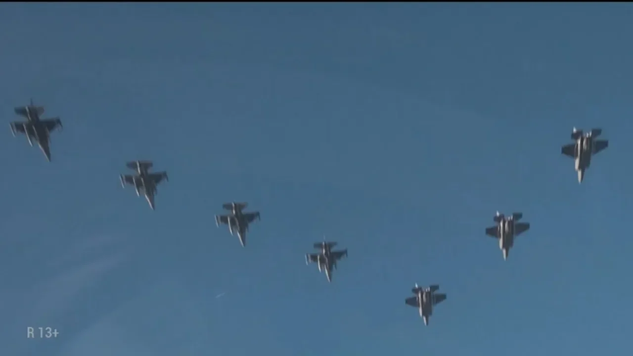 geger jet tempur china lepaskan suar ke pesawat mata mata australia ada apa di laut china selatan portal berita terbaru