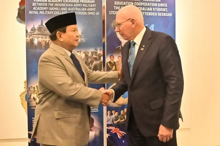 geger kkb papua diduga dapat senjata dari australia menhan ri angkat bicara ada apa sebenarnya portal berita terbaru