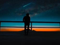 Geger Langit Cirebon! Bola Api Misterius Bikin Dentuman Keras, BRIN Ungkap Fakta Mengejutkan di Baliknya!