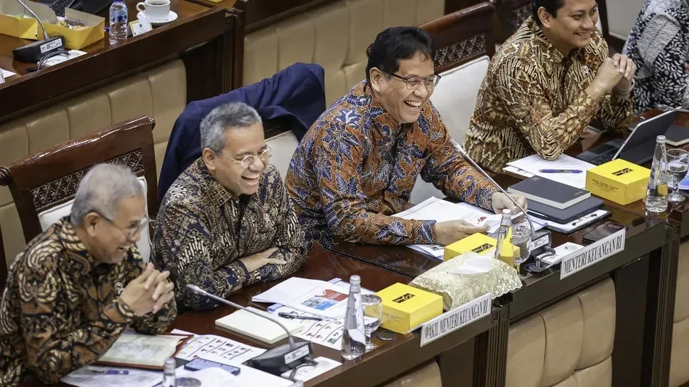 geger menkeu purbaya bidik rp400 triliun dana nganggur di bi jurus selamatkan apbn dan ekonomi ri portal berita terbaru