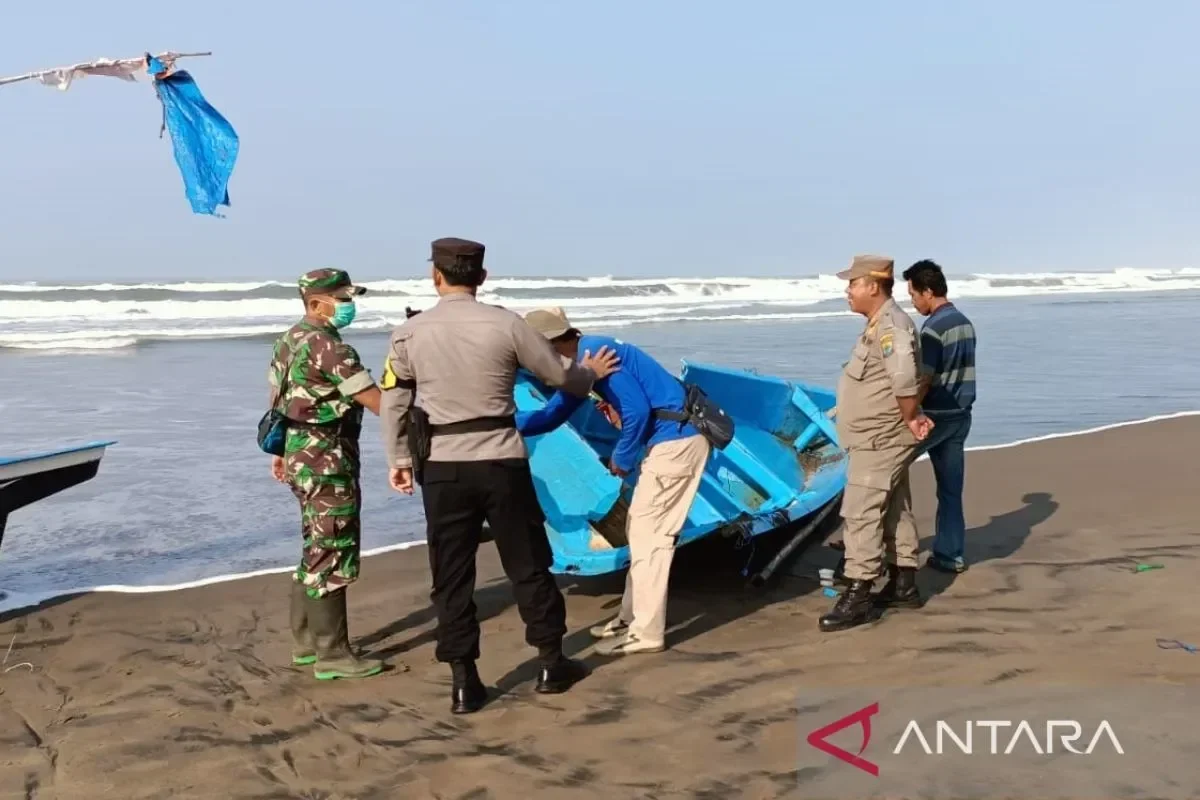 geger nelayan temukan mayat pria mengambang di pulau pari ada kaitan dengan tragedi kapal tenggelam portal berita terbaru