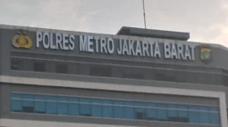 Geger! Onad Ditangkap Narkoba, Ibu dan Kakak Sambangi Polres, Terungkap Barang Bukti Ganja hingga Dugaan Ekstasi Habis! 6 geger onad ditangkap narkoba ibu dan kakak sambangi polres terungkap barang bukti ganja hingga dugaan ekstasi habis portal berita terbaru