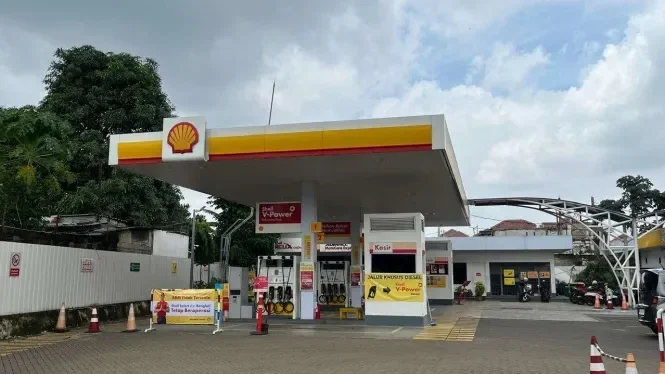 geger seluruh spbu shell di indonesia mendadak kehabisan bensin ini dampak dan solusinya portal berita terbaru