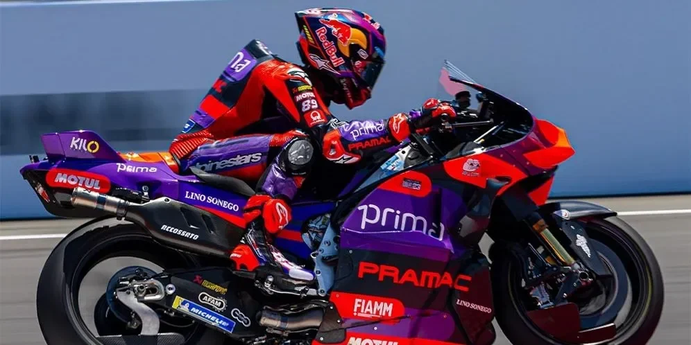 gila marco bezzecchi guncang motogp australia fabio quartararo menghilang dari puncak portal berita terbaru