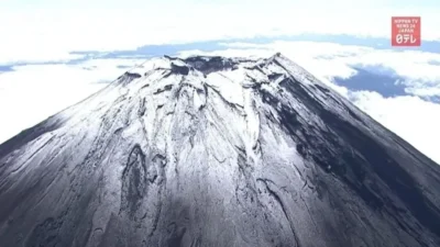 gunung fuji bikin heran salju pertama datang tak terduga pertanda apa ini portal berita terbaru