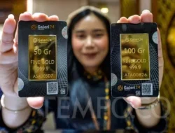 Harga Emas Antam Hari Ini: Turun Setelah Pecah Rekor Rp2,4 Juta, Waktunya Borong?
