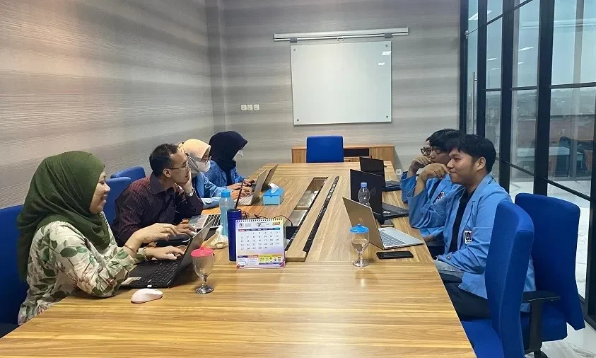 hebat mahasiswa unm ciptakan aplikasi ai revolusioner pasien lumpuh total kini bisa berkomunikasi lewat mata portal berita terbaru