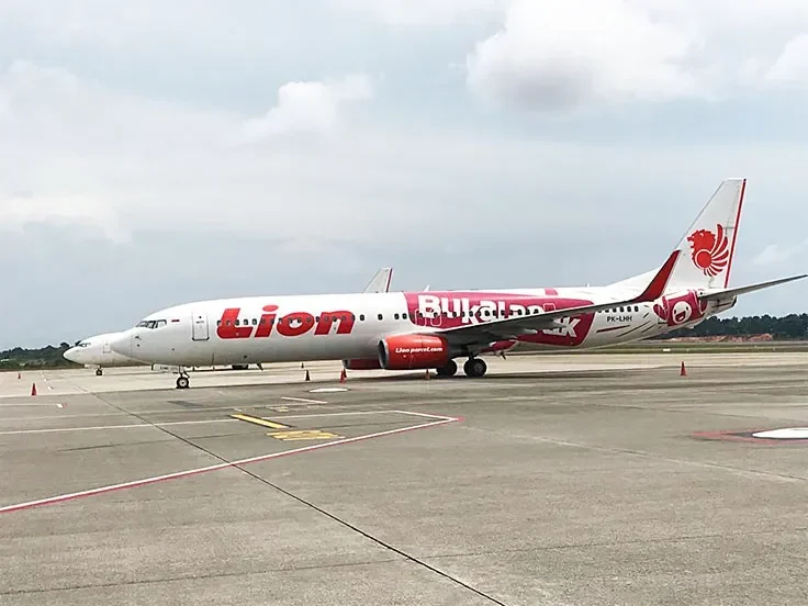 heboh video baut sayap pesawat thai lion air goyang saat terbang aman nggak sih portal berita terbaru