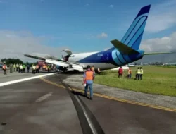 Horor di Hong Kong: Pesawat Kargo Tergelincir ke Laut, 2 Nyawa Melayang Tragis!