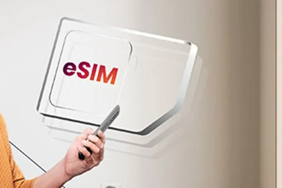 identitas digitalmu auto kebal telkomsel komdigi uji coba registrasi sim pakai wajah penipu online auto gigit jari portal berita terbaru