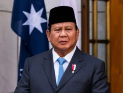 Istana Bergelora! Prabowo Resmi Lantik 10 Dubes, Gubernur Papua, dan Pimpinan LPS, Siapa Saja Tokoh Kuncinya?