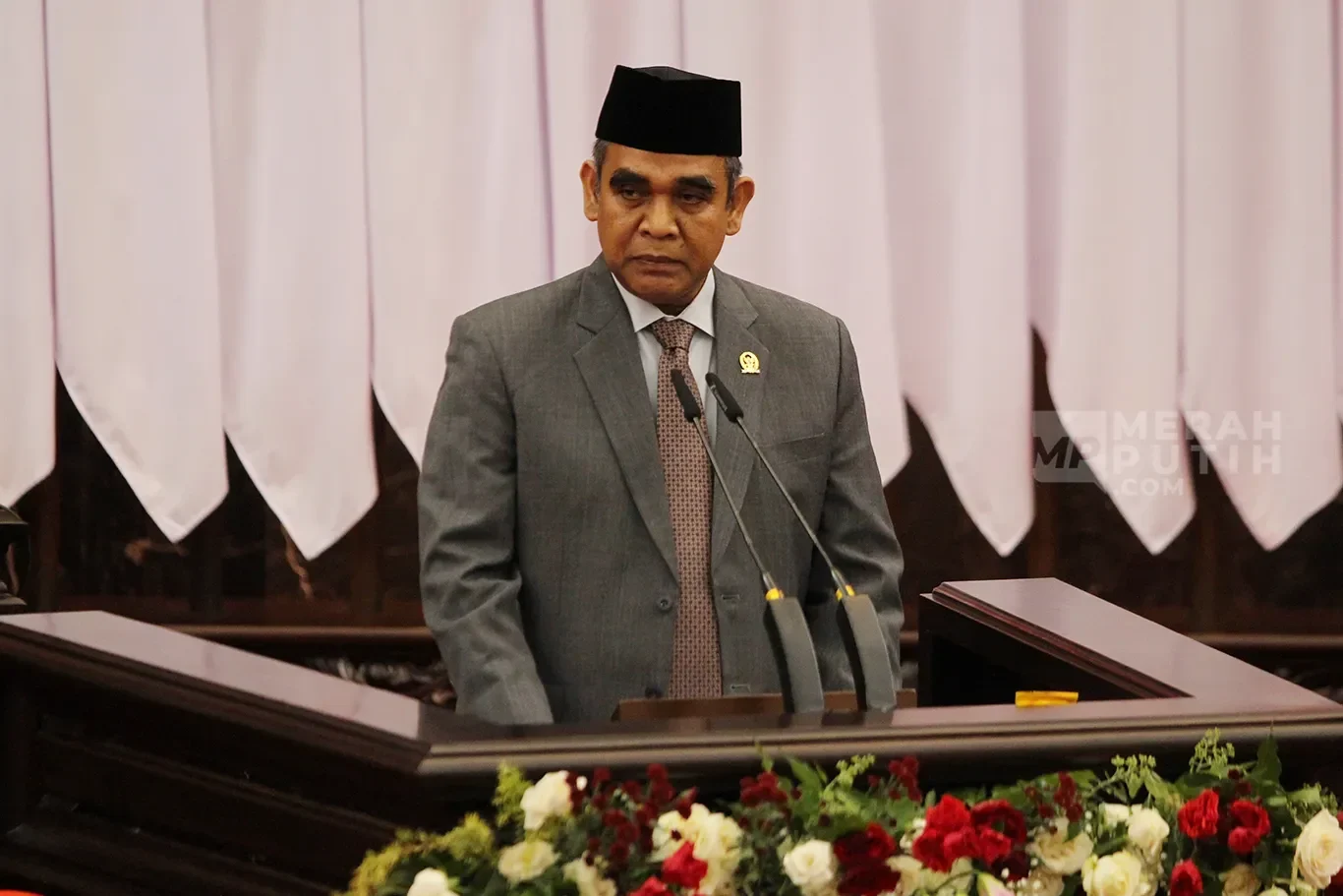 isu reshuffle kabinet prabowo menggila gerindra akhirnya buka suara muzani ungkap fakta mengejutkan portal berita terbaru