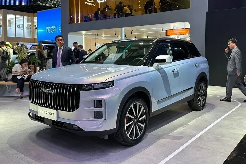 Jaecoo Bikin Heboh! Mobil Baru NEV Siap Guncang GJAW 2025, Intip Bocorannya! 1 jaecoo bikin heboh mobil baru nev siap guncang gjaw 2025 intip bocorannya portal berita terbaru