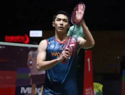 Jonatan Christie Guncang Denmark Open 2025: Lolos Semifinal Penuh Drama, Ini Kunci Kemenangannya!