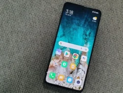 Kabar Buruk Buat Pengguna Xiaomi! Puluhan HP Ini Dipastikan Gak Kebagian Android 16, Cek Punyamu Sekarang!