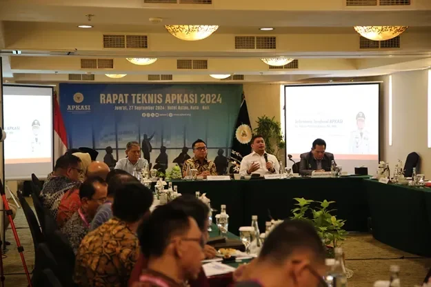 kesenjangan pendidikan di indonesia kian menganga ini dia resep kolaborasi pusat daerah portal berita terbaru