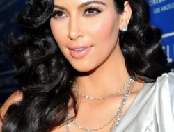 Kim Kardashian Akui ‘Stockholm Syndrome’ dengan Kanye West, Terungkap Perjuangan Batinnya!