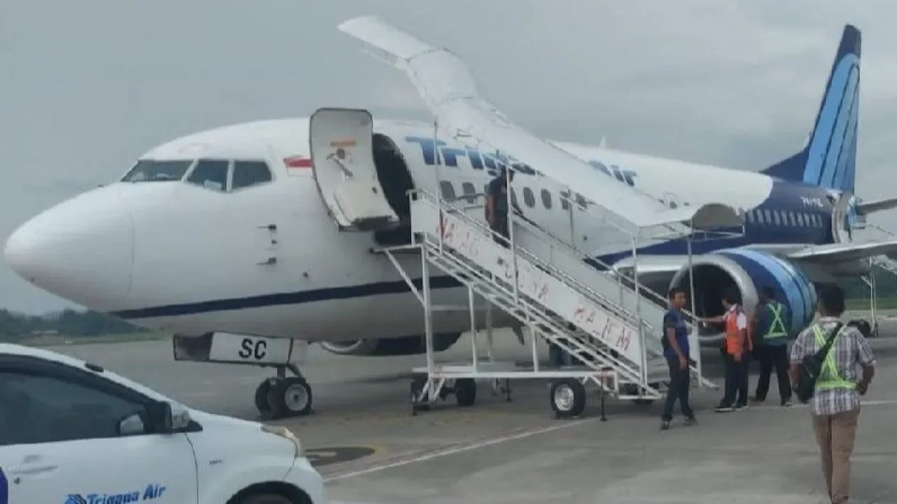 langit as lumpuh 8 000 penerbangan delay efek domino shutdown pemerintah yang bikin pusing portal berita terbaru