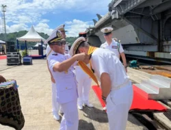 Makin Panas! Kapal Perang AS Merapat Dekat Venezuela, Warga Ketar-ketir Menanti Skenario Terburuk.