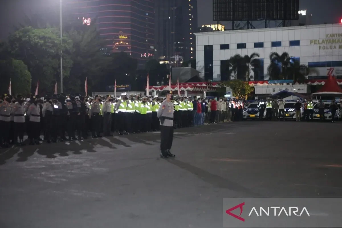 malam hari jakarta aman terkendali intip aksi heroik polda metro jaya di balik layar portal berita terbaru