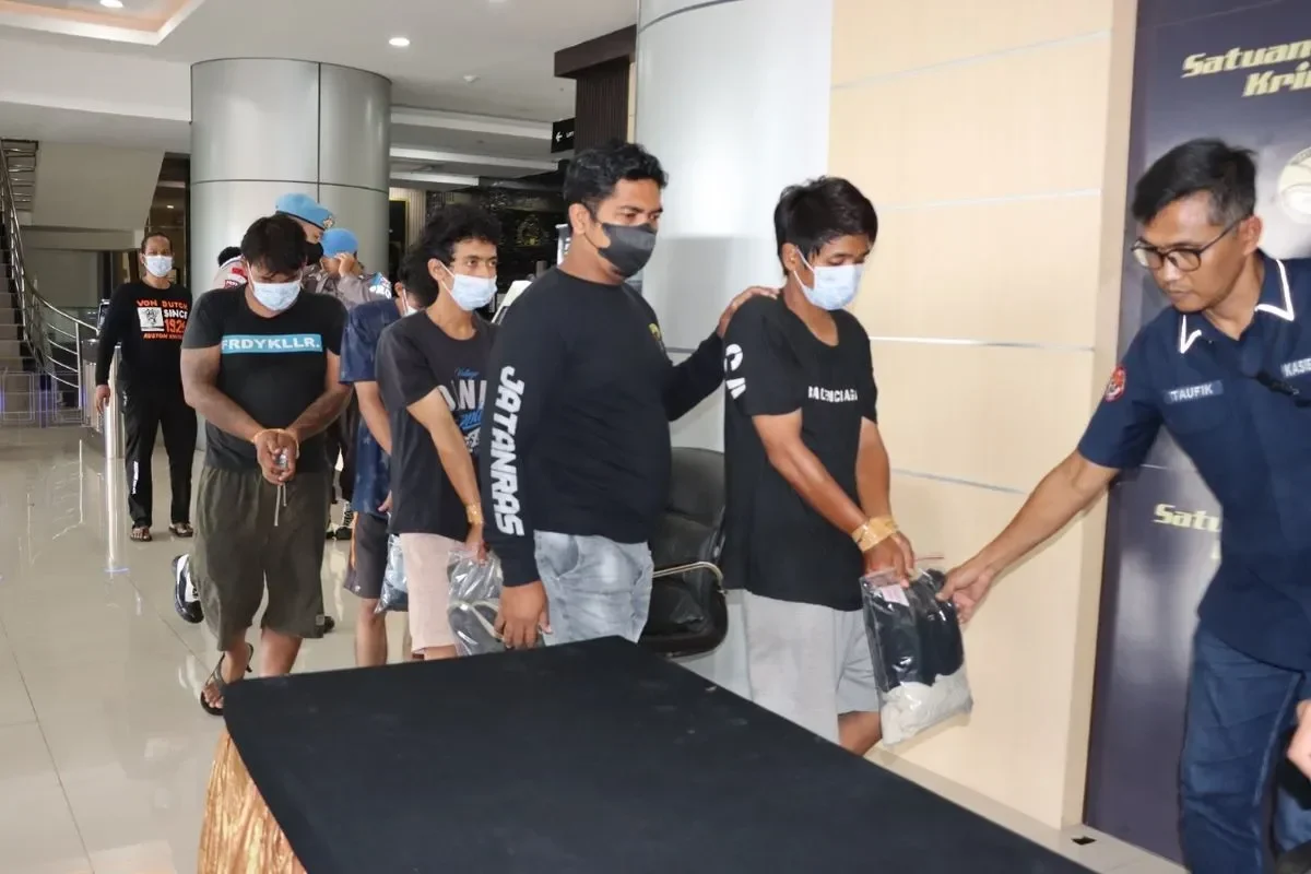 maling motor di kalideres babak belur diamuk massa terancam 9 tahun penjara usai aksi nekat di siang bolong portal berita terbaru