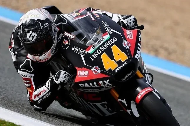 mandalika membara diogo moreira guncang moto2 perebutan gelar juara dunia kian panas portal berita terbaru