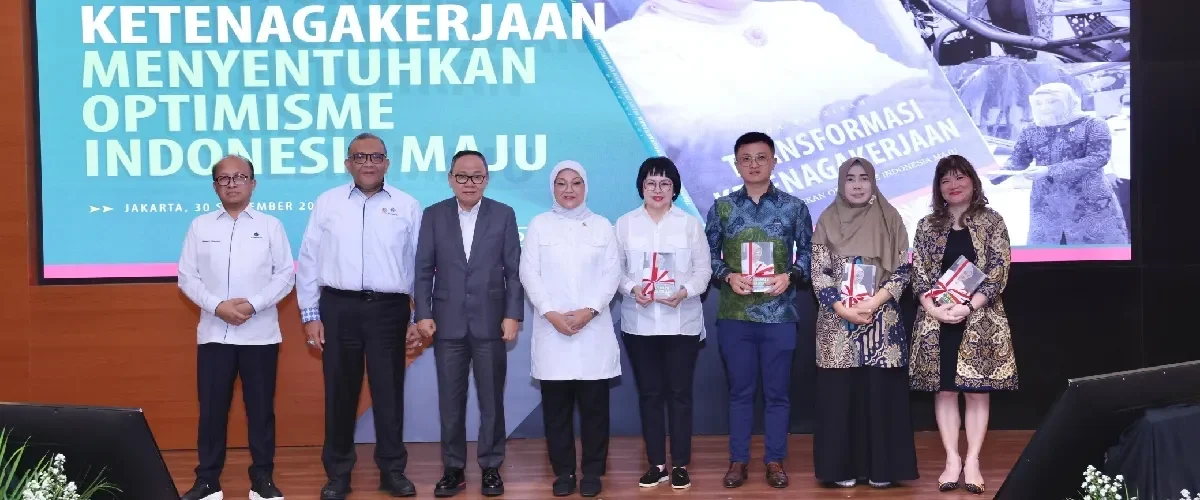 menaker ungkap rahasia transisi hijau bukan sekadar lingkungan tapi peluang karier masa depan portal berita terbaru