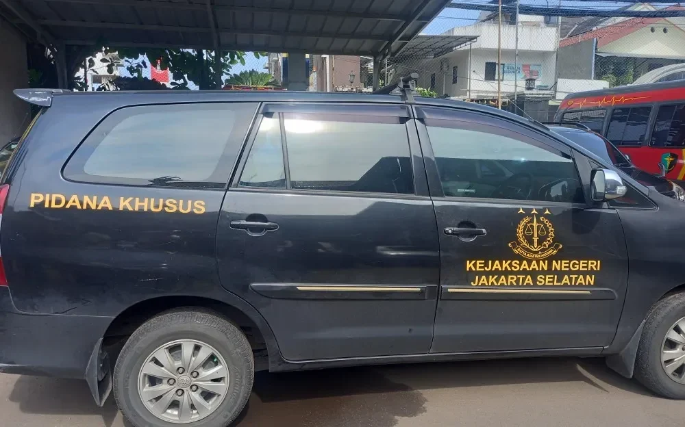 mengejutkan orang tua nadiem makarim hadiri sidang praperadilan kasus chromebook makin panas portal berita terbaru