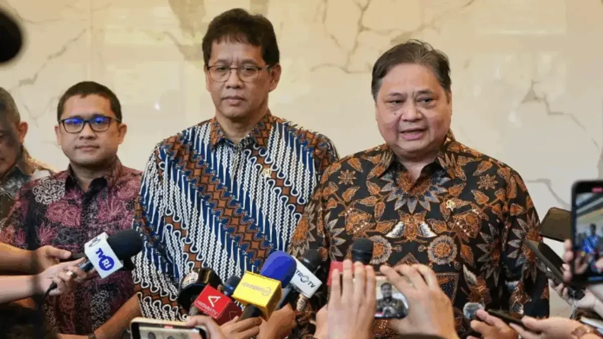 menkeu janjikan akhir 2025 cari kerja bakal gampang banget portal berita terbaru