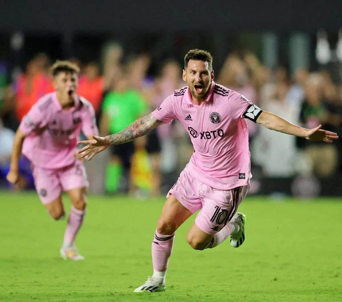 messi menggila hattrick dan assist bawa inter miami pesta gol di laga penutup mls portal berita terbaru