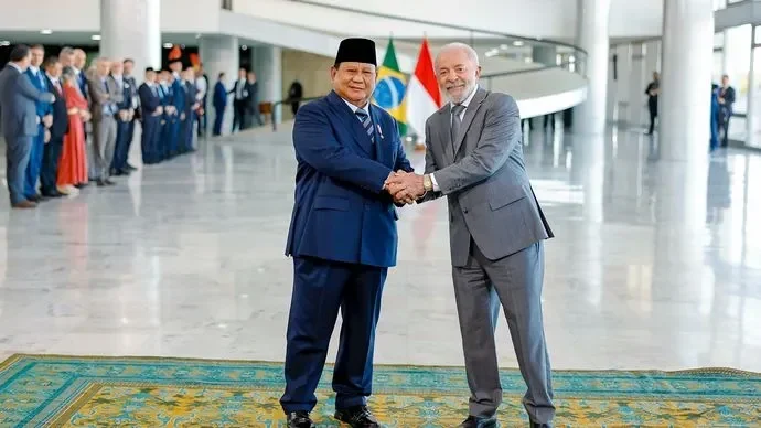 momen langka di ktt asean pm anwar bikin lula terharu dengan kejutan ini portal berita terbaru