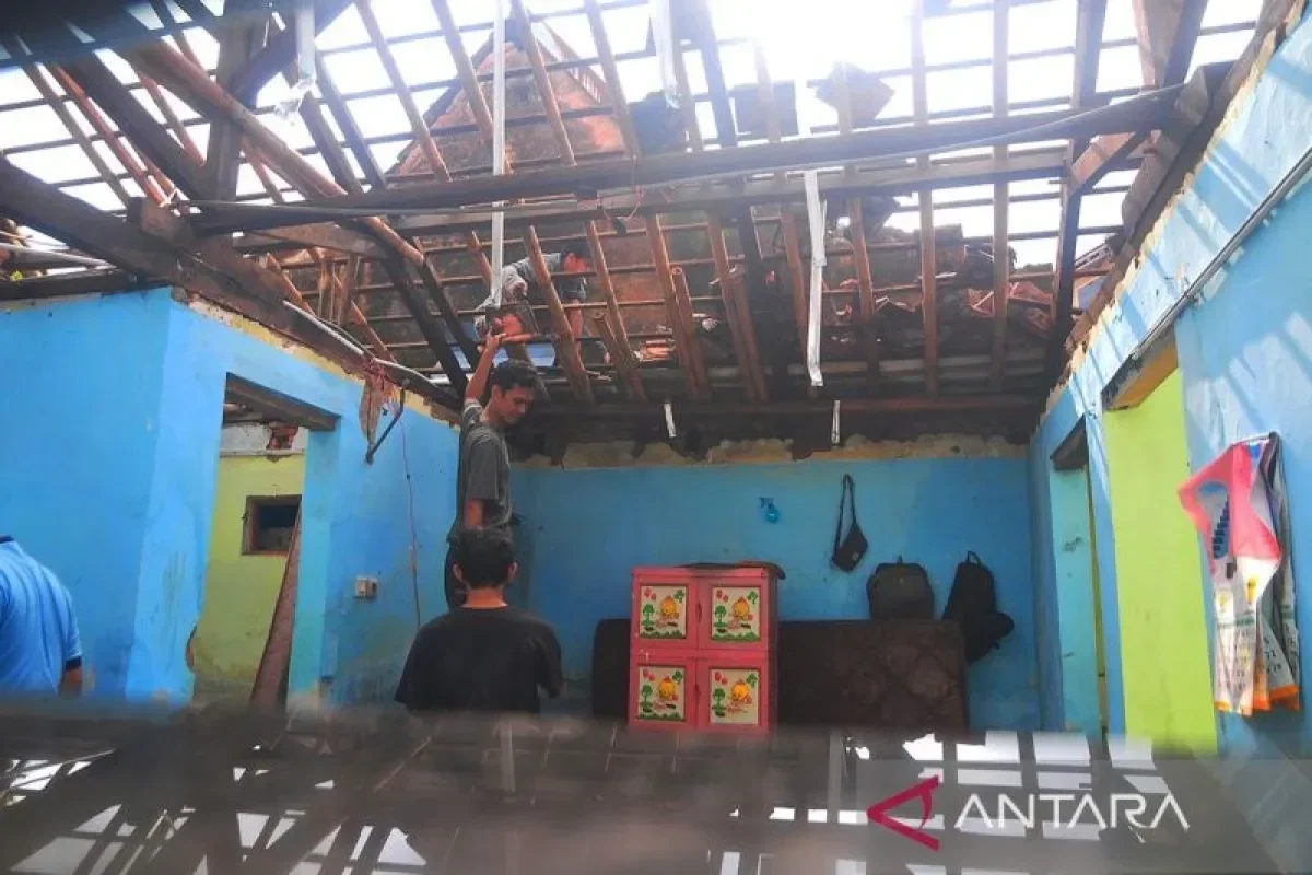 ngeri ledakan gas hancurkan 6 rumah di cengkareng ternyata berawal dari kebiasaan sepele ini portal berita terbaru