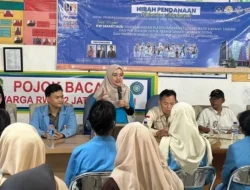 Nggak Cuma IPK Tinggi, Mahasiswa UNM Berani Turun Gunung: Warga Bekasi Kini Melek Ekonomi Digital!