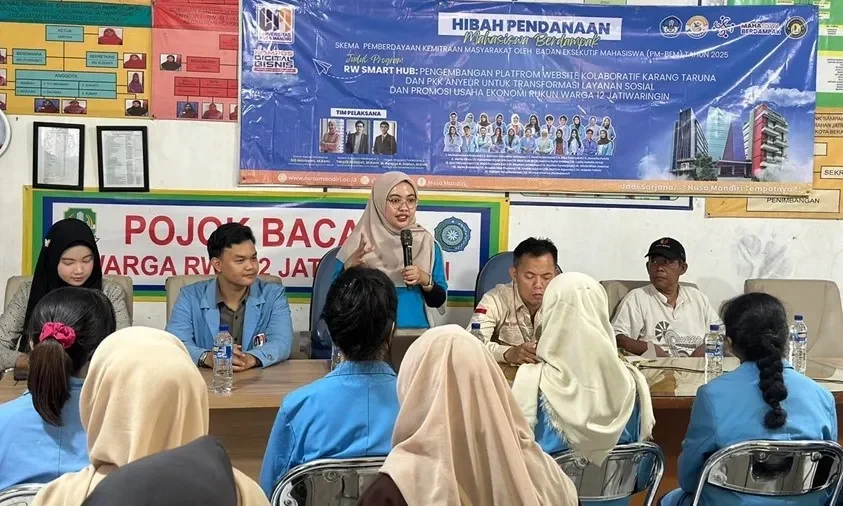 nggak cuma ipk tinggi mahasiswa unm berani turun gunung warga bekasi kini melek ekonomi digital portal berita terbaru