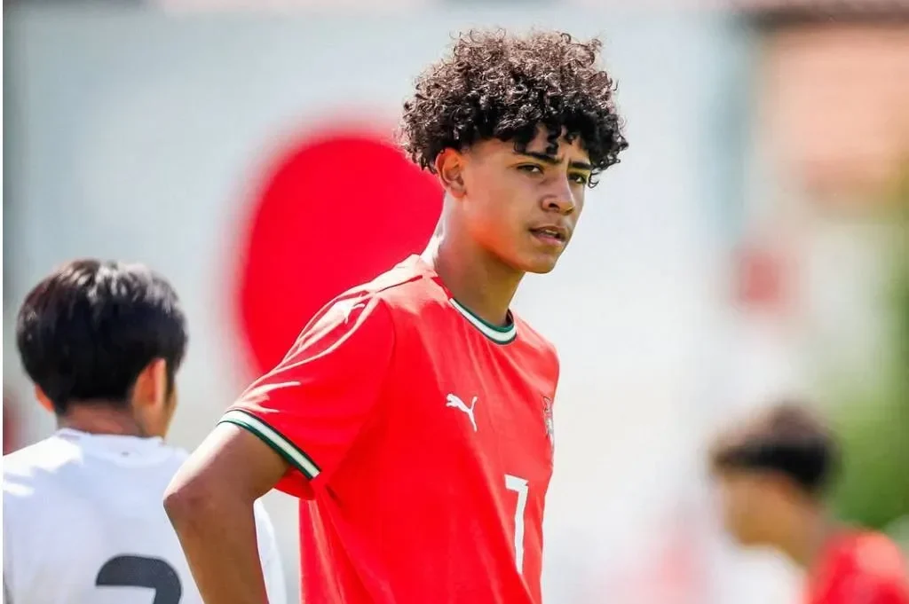 Nomor 7 Kembali! Cristiano Ronaldo Jr. Resmi Debut di Timnas Portugal U-16 1 nomor 7 kembali cristiano ronaldo jr resmi debut di timnas portugal u 16 portal berita terbaru