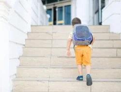 Ortu Wajib Tahu! Berat Tas Sekolah Anak Ada Batasnya, Jangan Sampai Bikin Tulang Rusak Permanen