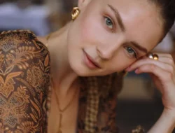 Pecah! Billy Syahputra & Vika Kolesnaya Sambut Anak Pertama, Intip Detail Kelahirannya yang Bikin Gempar!