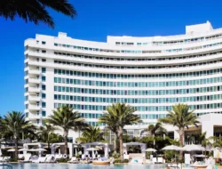 Pernah Heran? Ternyata Ini 7 Alasan Hotel Tetapkan Jam Check-In 14.00 dan Check-Out 12.00