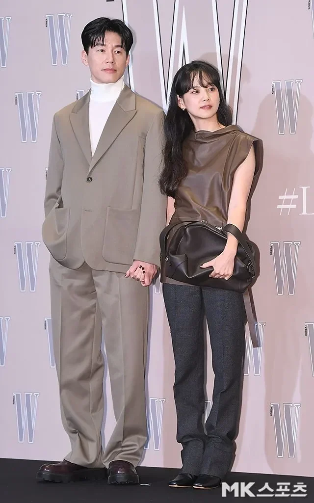 pesta mewah w korea dihujat kampanye kanker payudara berubah jadi ajang body shaming portal berita terbaru