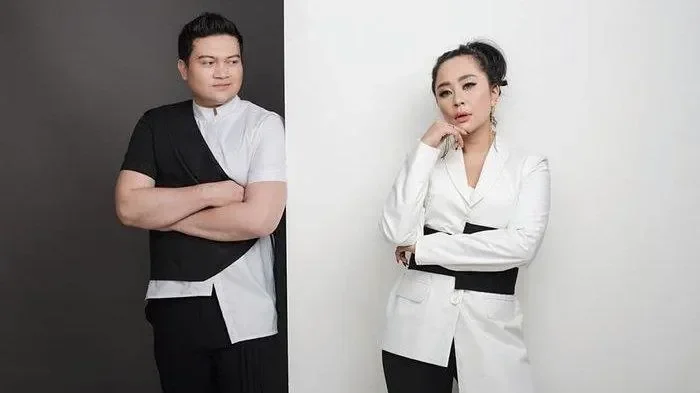 resmi cerai chikita meidy sandang status janda hak asuh anak jatuh ke tangannya portal berita terbaru