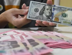 Rupiah Terjun Bebas ke Rp16.636 per Dolar AS: Keputusan The Fed Bikin Geger Pasar!