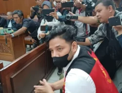Sidang Ammar Zoni dari Nusakambangan Penuh Drama: Hakim Dibuat Pusing dengan Permintaan Ini!